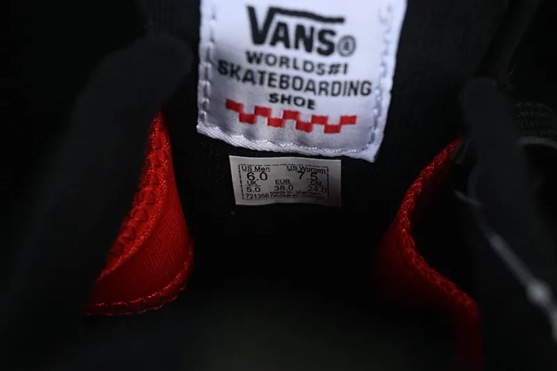 All categories Vans Vans series Vans Low Vans low-top Vans Skate Skool Vans low-top casual sports skateboard shoes VN000D5RNLX